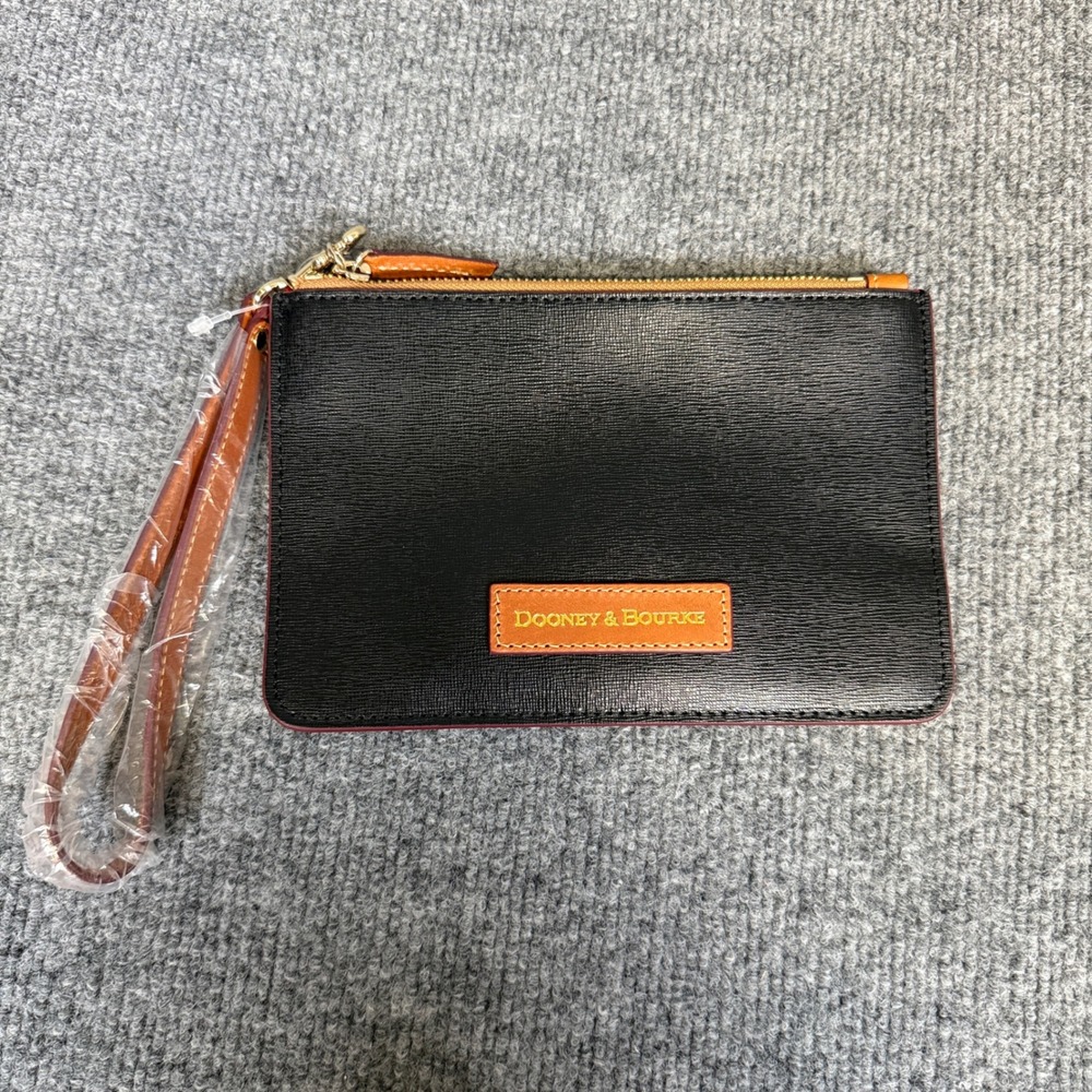 Dooney & Bourke Wristlet Wallet Black Leather Tan Handle Zipper Closure Logo